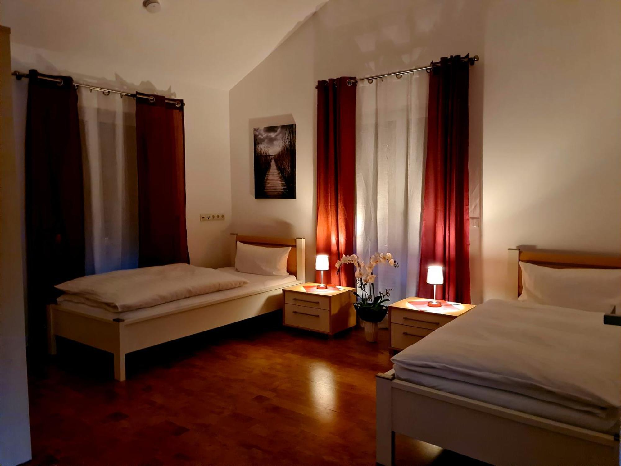 Apartment Gaestehaus Staudenschloss Mickhausen Zewnętrze zdjęcie